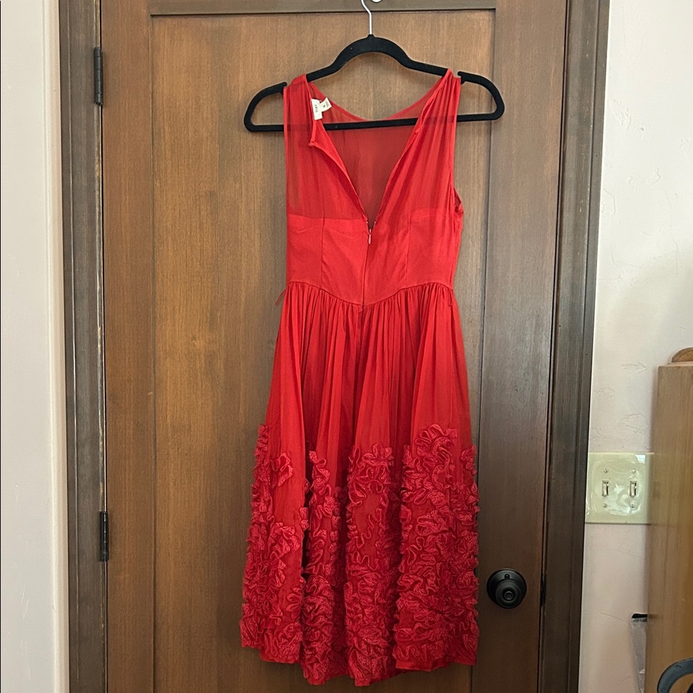 Vintage style Red Sleeveless Dress with Floral Details size XS - Picture 2 of 4